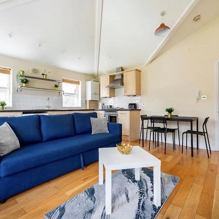 Lovely 3-Bed 20 Minutes To Central 런던 외부 사진