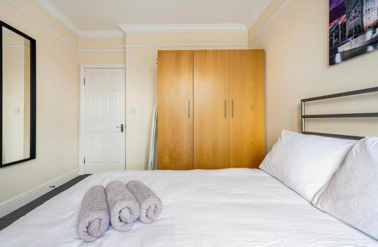 Lovely 3-Bed 20 Minutes To Central 런던 외부 사진