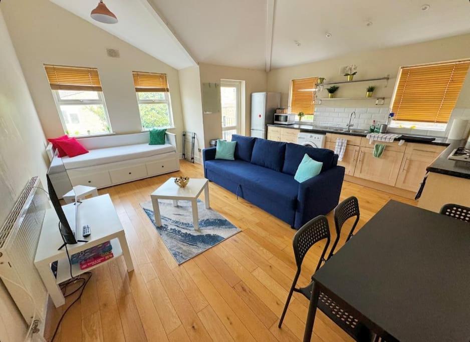 Lovely 3-Bed 20 Minutes To Central 런던 외부 사진
